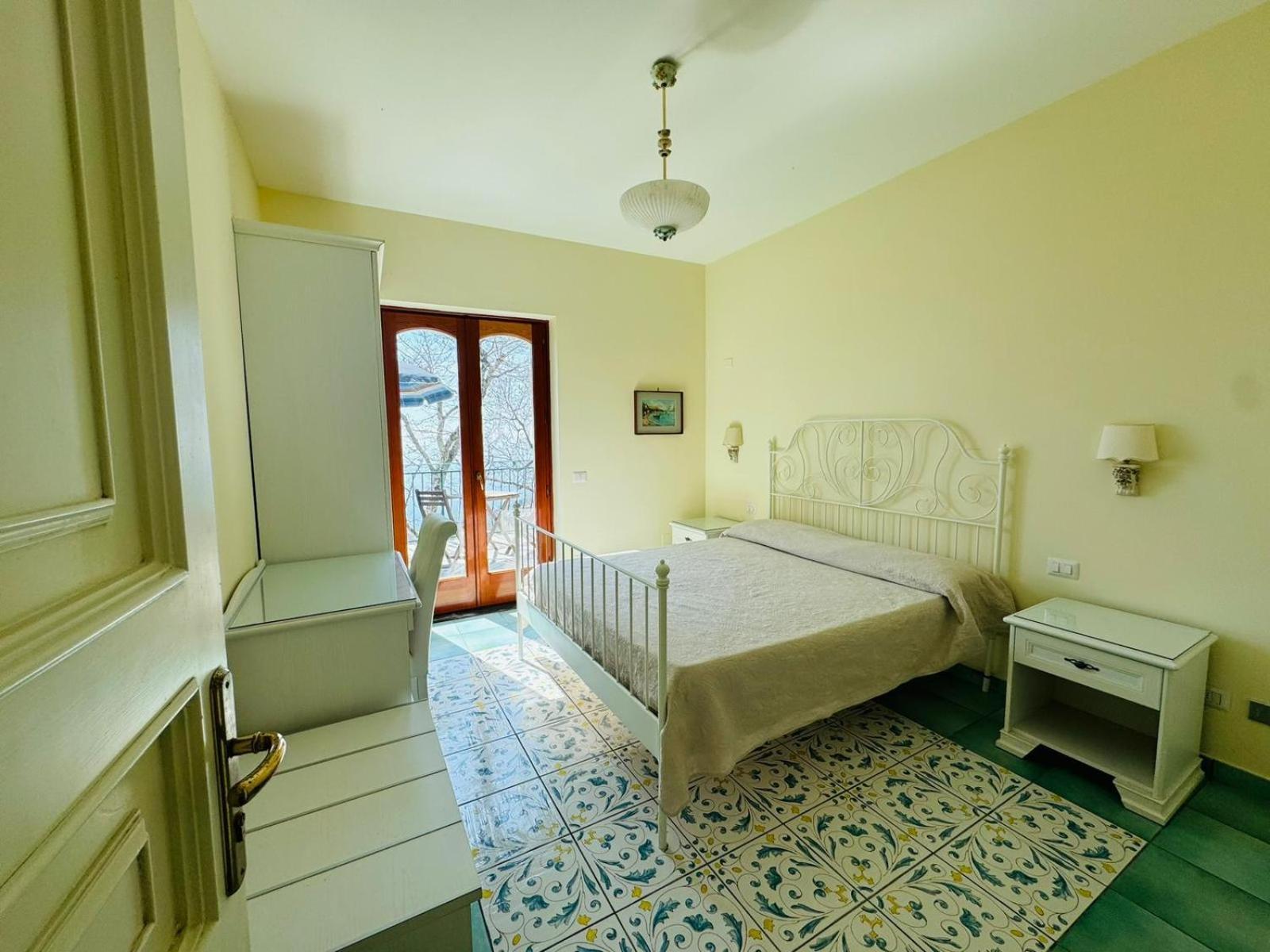 Bed and Breakfast Groove'N'Grove SantʼAgata sui Due Golfi Exterior foto